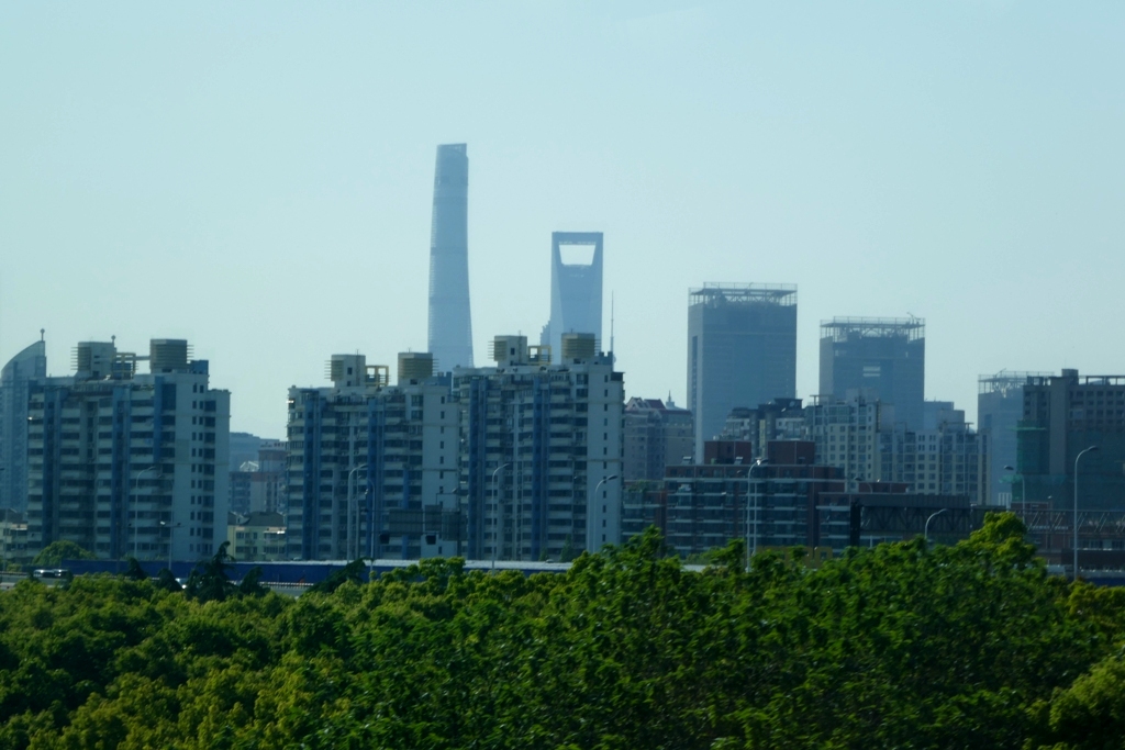 上海リニアMaglevの車窓の風景