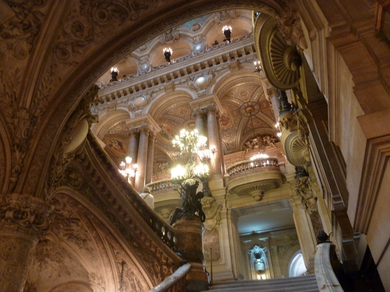 オペラガルニエの階段