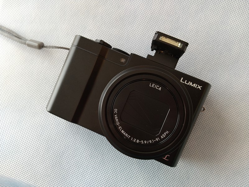 旅カメラに最適なパナソニックLUMIX DMC-TX1の実機レビュー 一眼の 