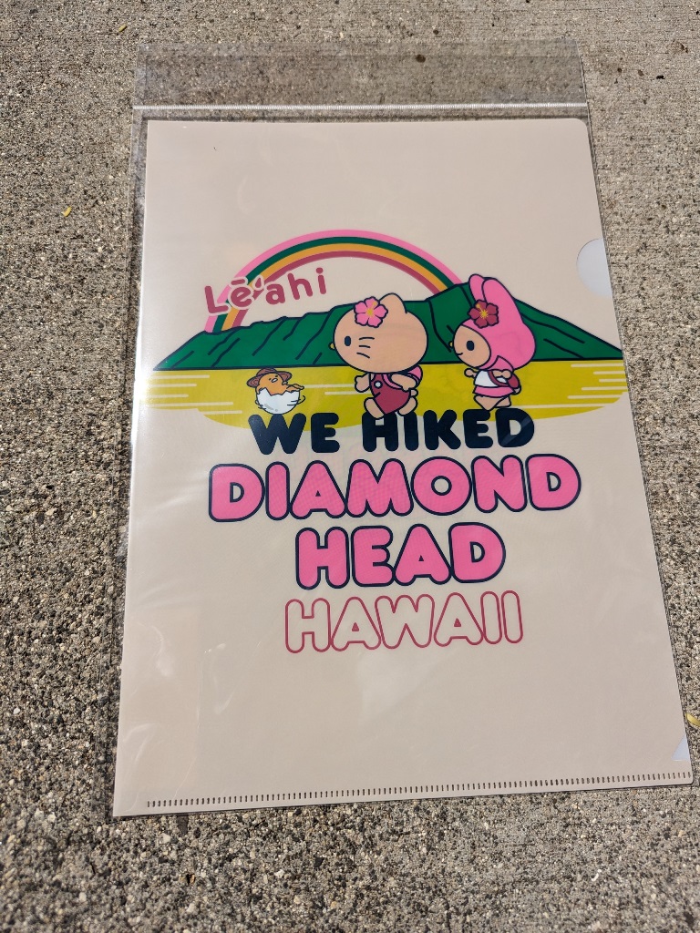 ダイヤモンドヘッド登山　ハワイ旅行　Diamond Head Hawaii