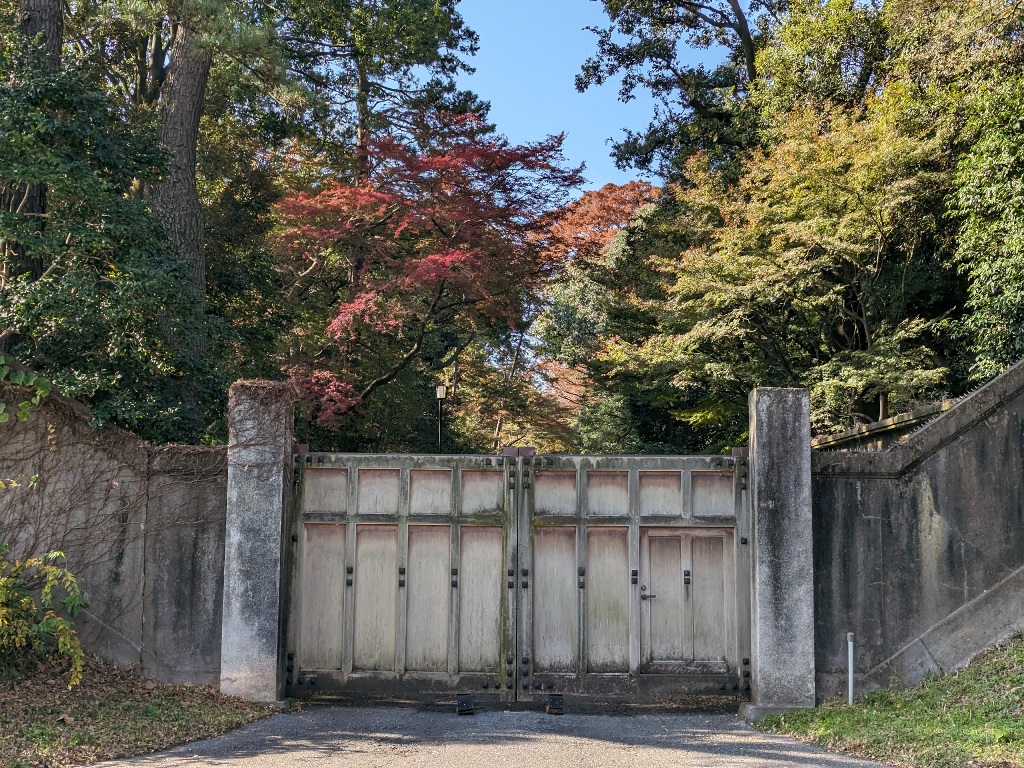 皇居乾通り　秋の一般公開