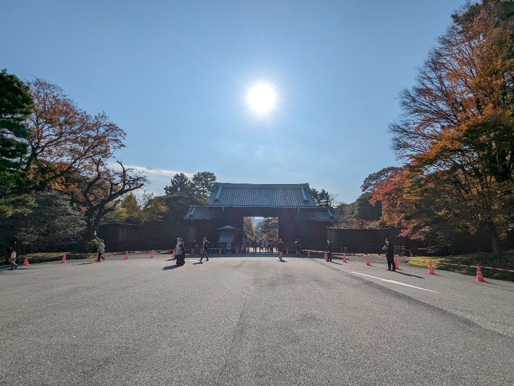 皇居乾通り　秋の一般公開